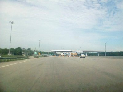 LATAR - Plaza Tol Ijok (02)