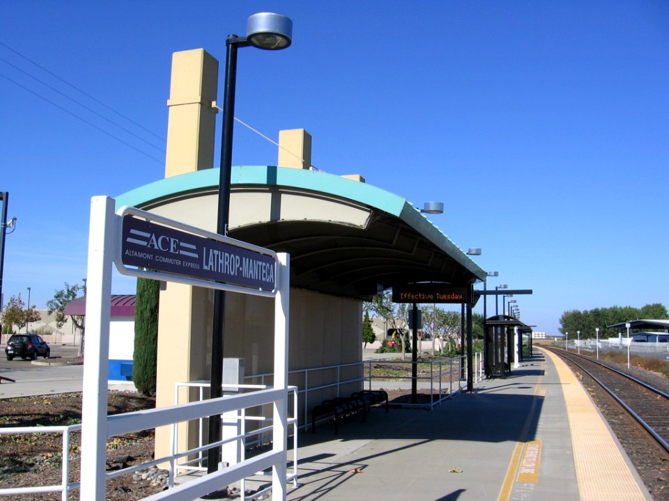 Lathrop-Manteca ACE station 2492 03