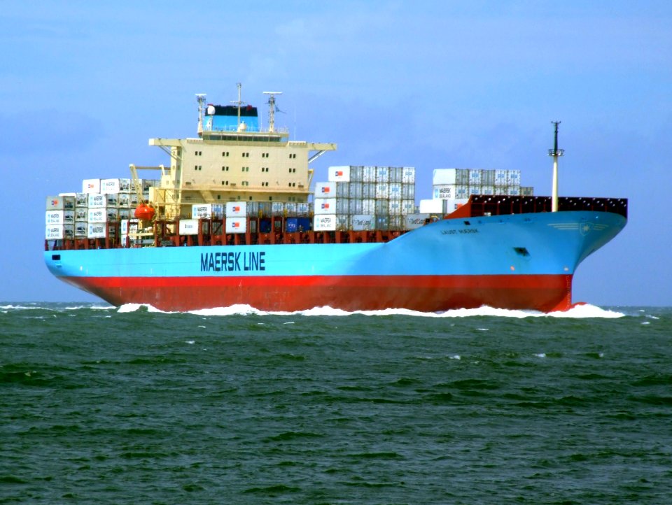 Laust Maersk p01 approaching Port of Rotterdam, Holland 14-Jul-2007