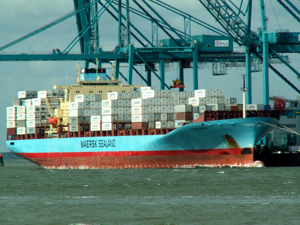 Laura Maersk16sep05A approaching Port of Rotterdam, Holland 16-Sep-2005
