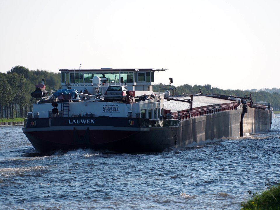 Lauwen ENI 02323098 pushing Cybra ENI 02326983 at the Amsterdam-Rhine Canal, pic6