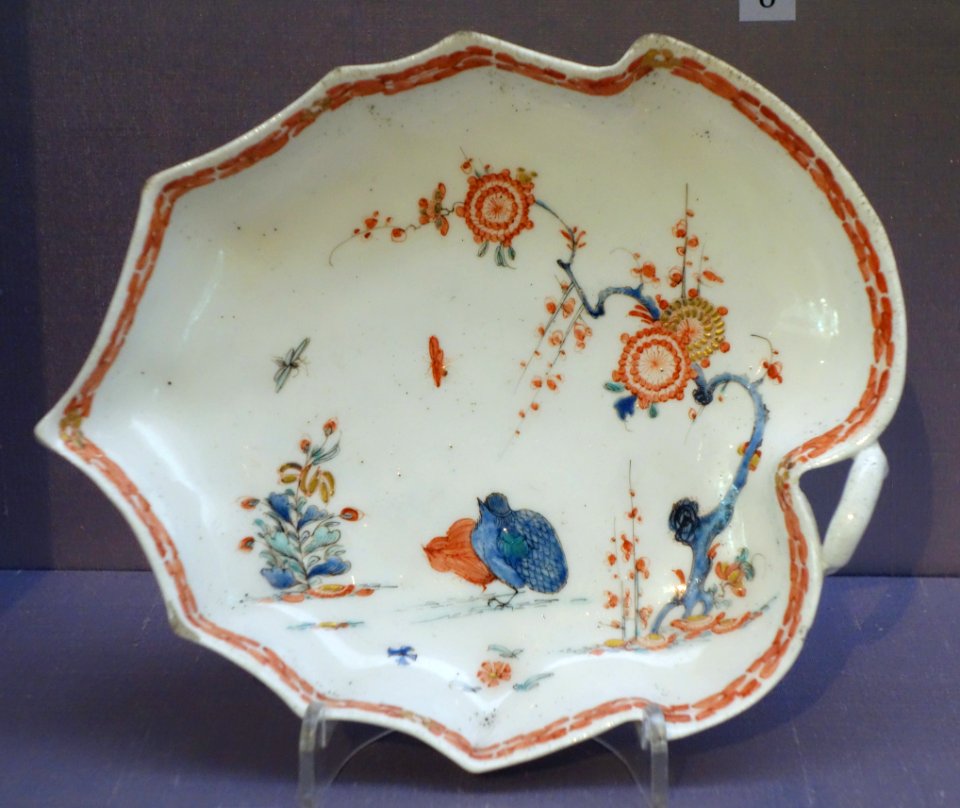 Leaf-shaped dish, Bow, c. 1755-1756, soft-paste porcelain - California Palace of the Legion of Honor - DSC07693