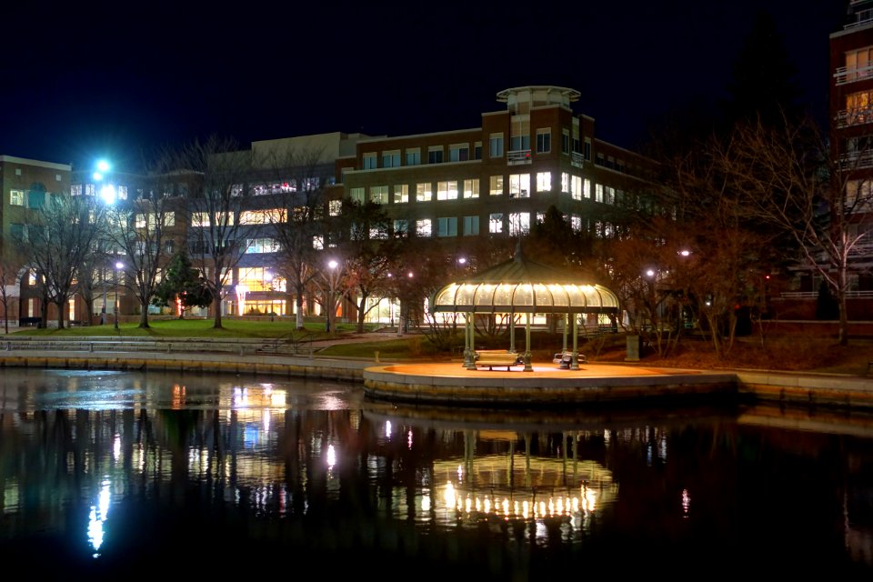 Lechmere Canal at night - Cambridge, Massachusetts - DSC08432