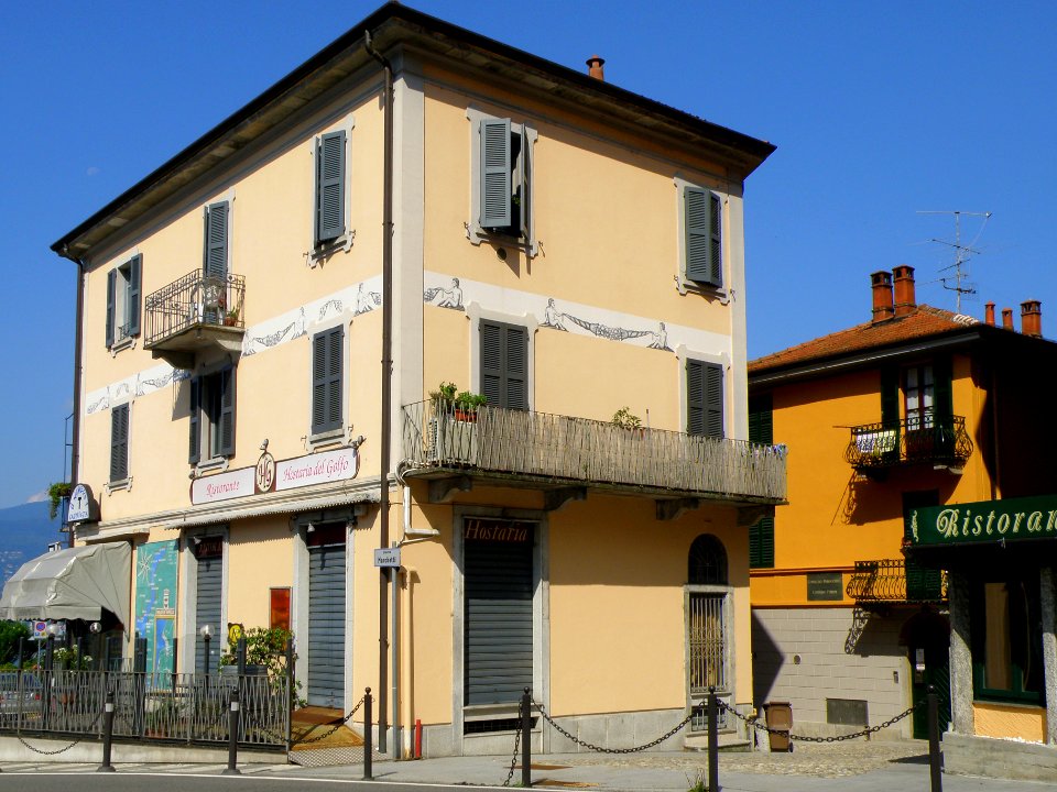 Laveno Piazza Marchetti 1.psd