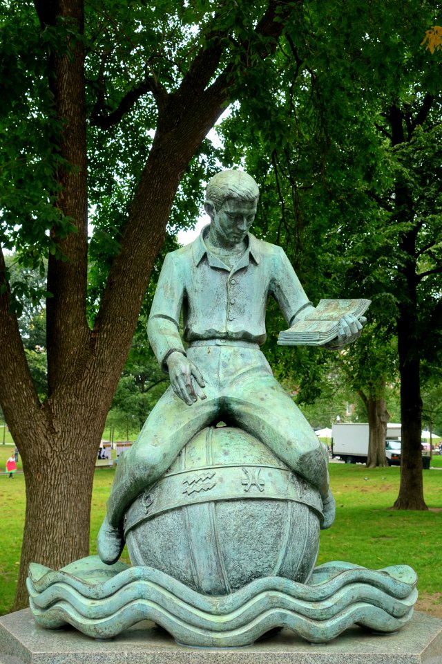Learning by Arcangelo Cascieri and Adio DiBiccari, front, 1958, dedicated 1961 - Parkman Plaza, Boston Common - Boston, MA - DSC05905