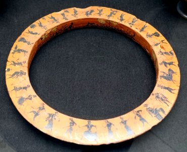 Lebes broken edge with the Return of Hephaistos, c. 500 BC, L 527a - Martin von Wagner Museum - Würzburg, Germany - DSC05560