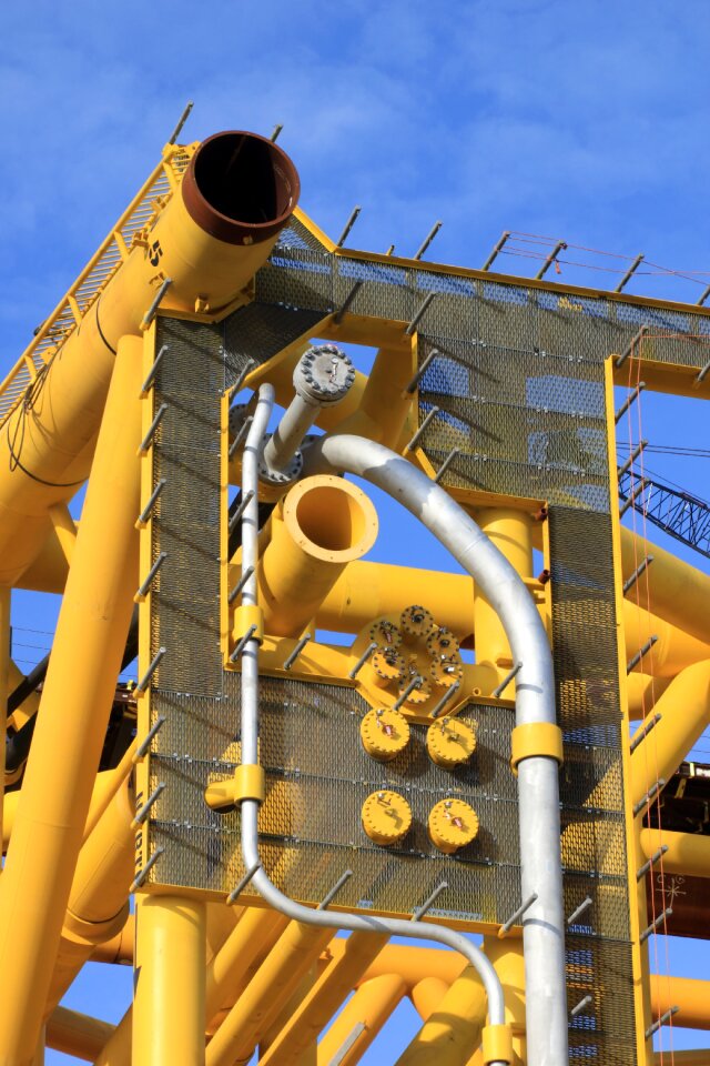 Construction industrial cranes