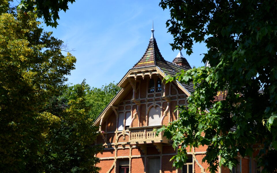 House building architecture