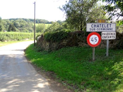 Le Châtelet-sur-Sormonne (Ardennes) city limit sign