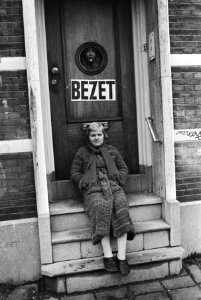 Leden Belangenvereniging Minderjarigen (BM) bezetten diverse plaatsen in het lan, Bestanddeelnr 931-1444