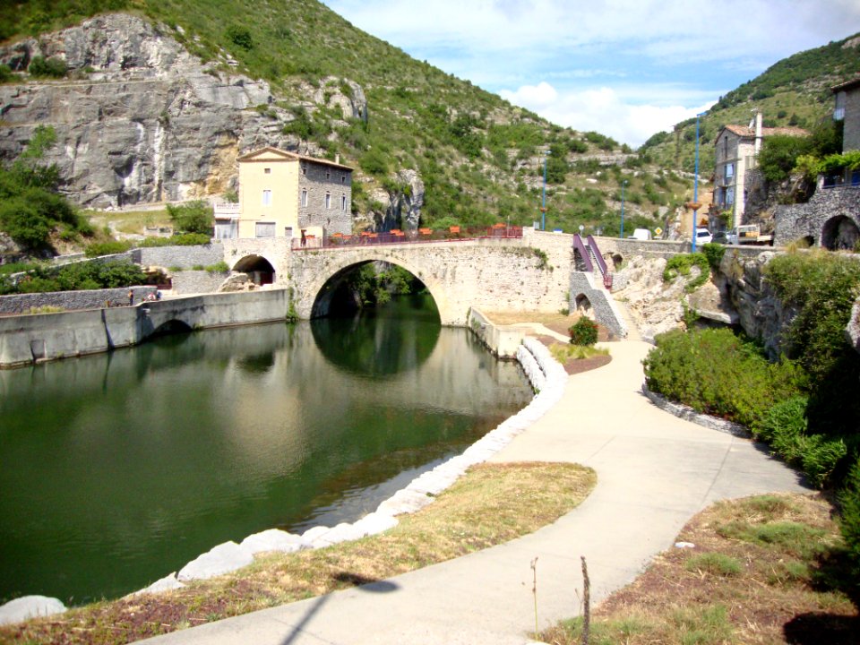 Le Pouzin (Ardèche, Fr) l'Ouvèze au Pont Romain