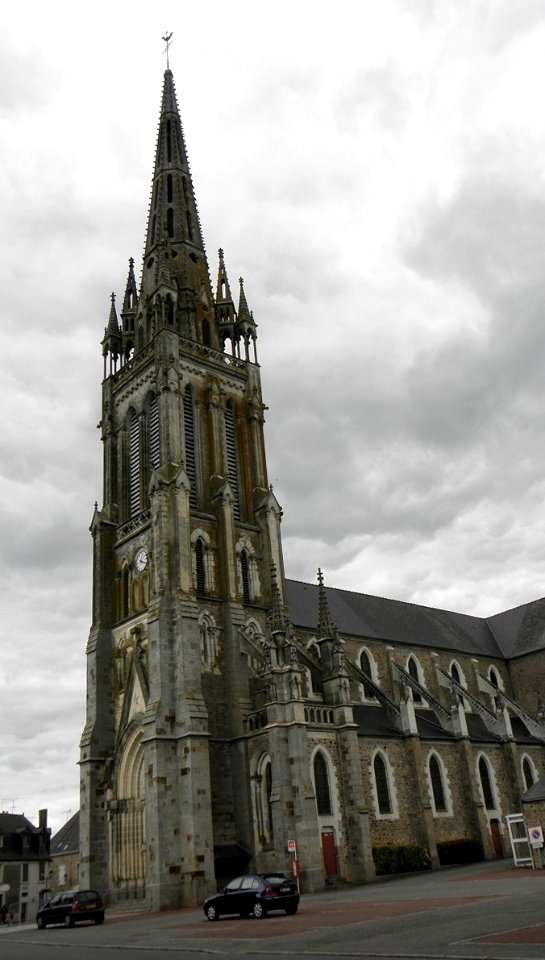 Le Pertre (35) Église 01