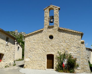 Le Poët-en-Percip Église Saint-Simon 2