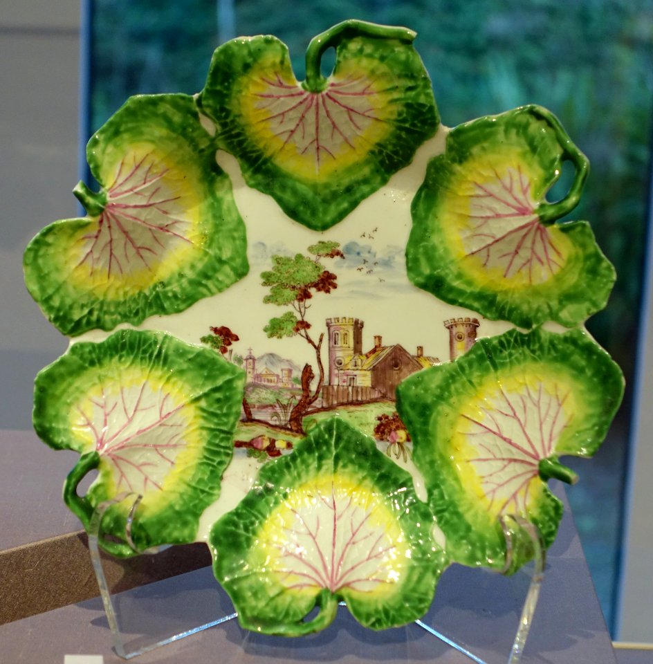 Leaf-molded dish with central landscape, Longton Hall porcelain, c. 1756, soft-paste porcelain - California Palace of the Legion of Honor - San Francisco, CA - DSC03006