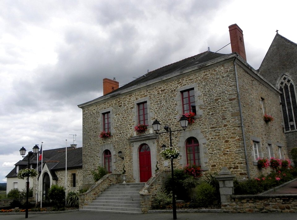 Le Pertre (35) Mairie