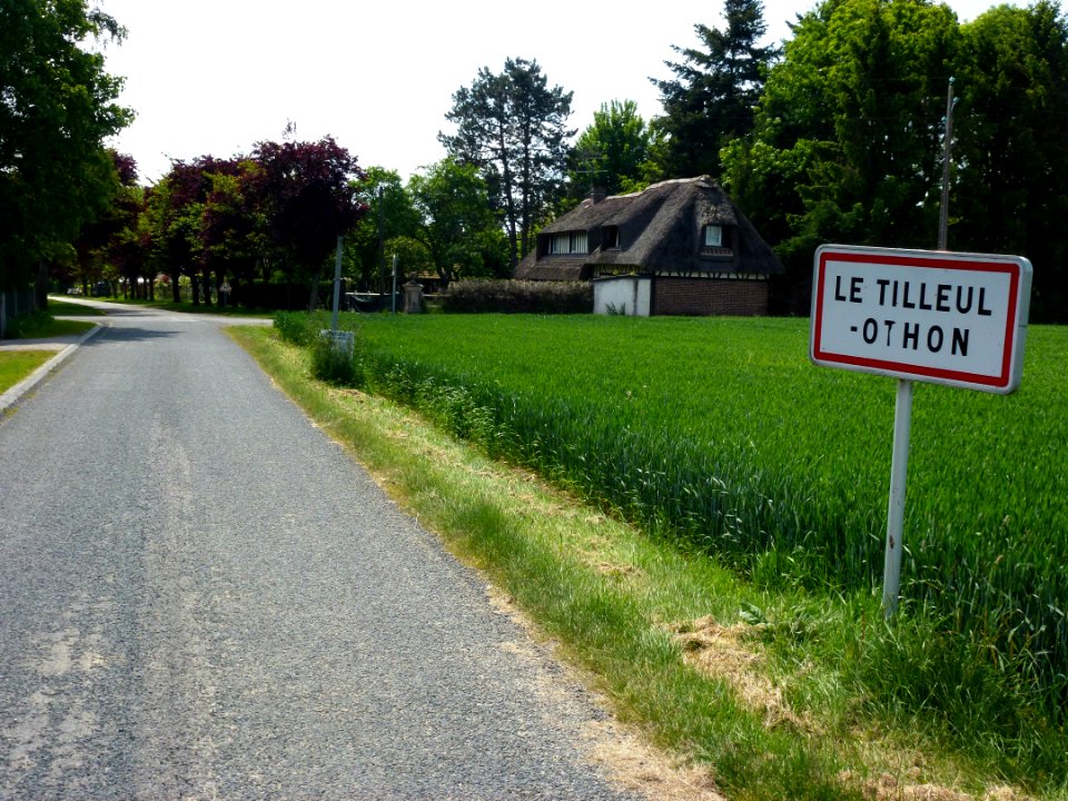 Le Tilleul-Othon (Eure, Fr) city limit sign