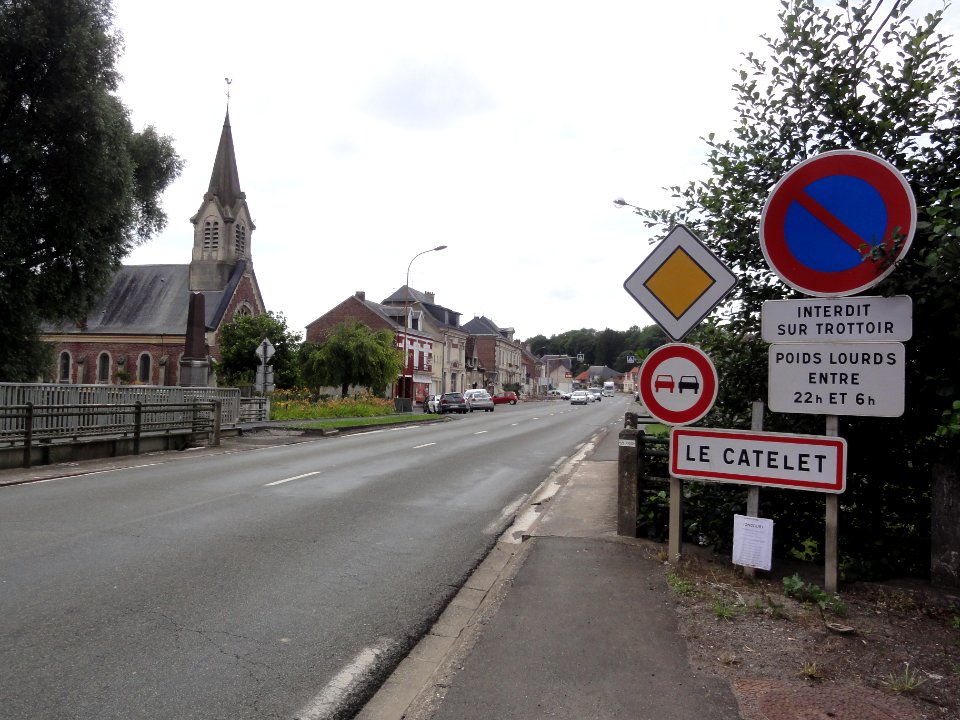 Le Catelet (Aisne) city limit sign