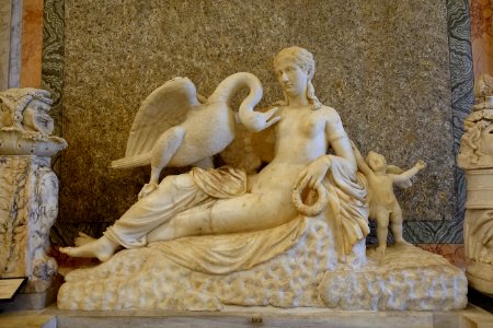Leda with cupid, Roman, 1st century AD, head from Antonia Minor, c. 35 AD, marble - Galleria Borghese - Rome, Italy - DSC04955
