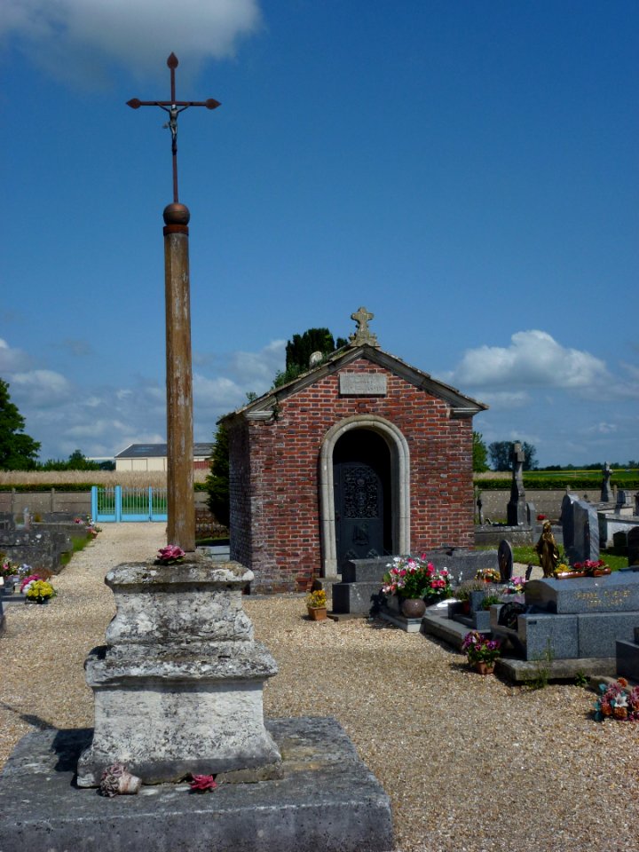 Le Gros-Theil (Eure, Fr) croix de cimetière