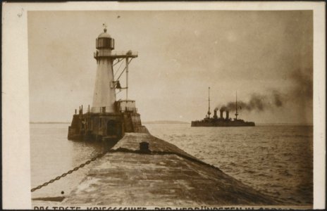 Le navire de guerre Hamidie entrant dans le port dOdessa, Bestanddeelnr 158-2531