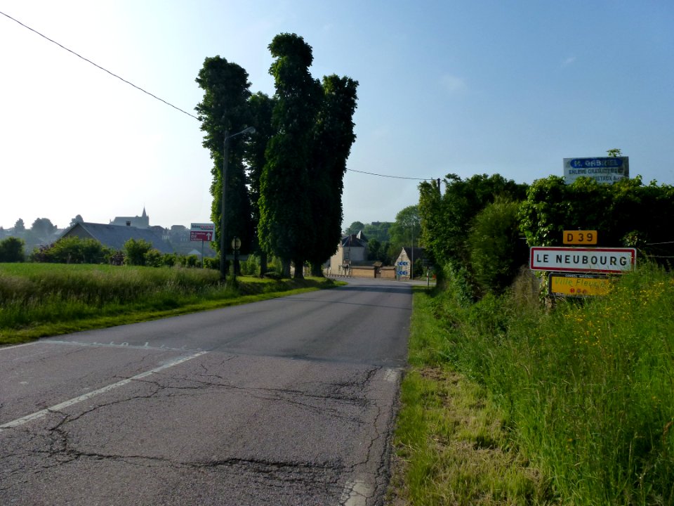 Le Neubourg (Eure, Fr) city limit sign