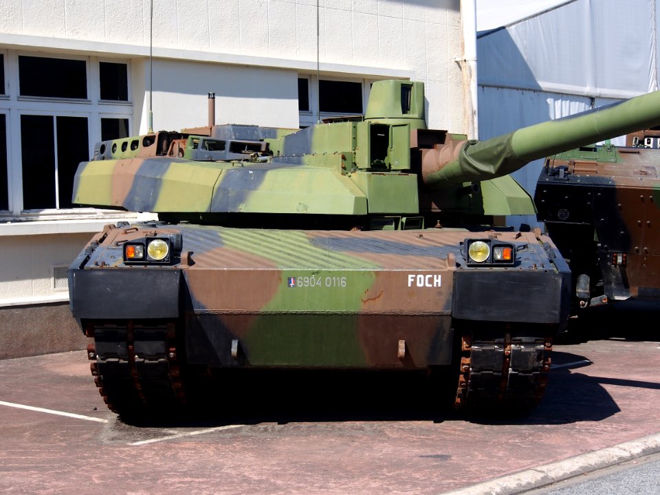 LECLERC prototype named Foch, Tanks in the Musée des Blindés, France, pic-2