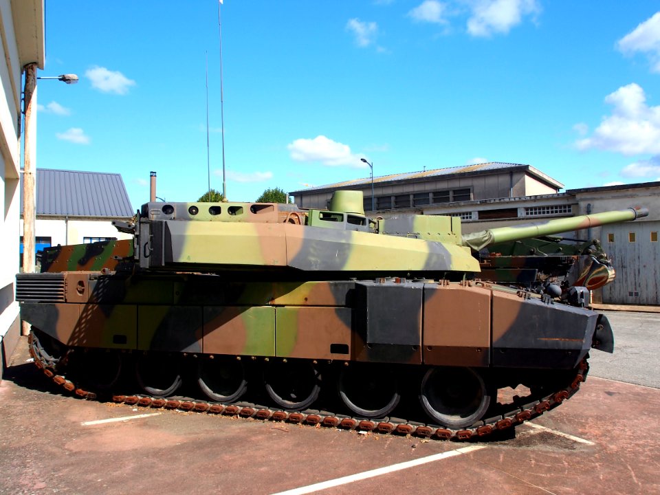 LECLERC prototype named Foch, Tanks in the Musée des Blindés, France, pic-4