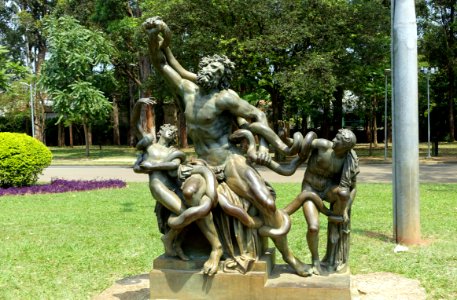 Laocoon group - Ibirapuera Park - Sao Paulo, Brazil - DSC07456