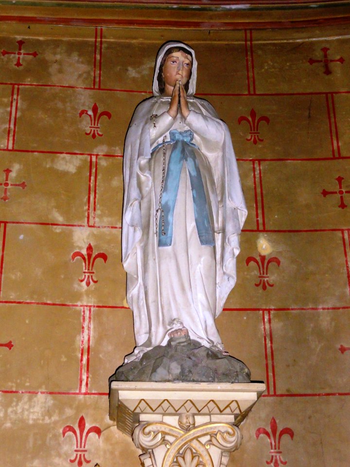 Le Grez (Sarthe) église, statue de la Vierge