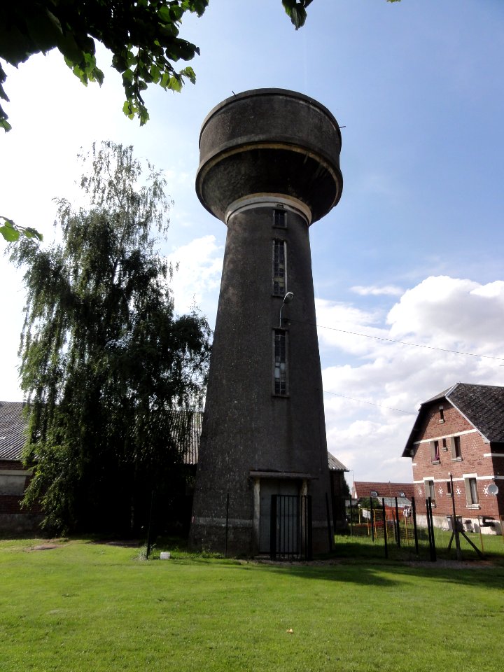 Le Verguier (Aisne) château-d'eau