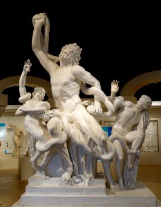 Laocoon Group, plaster cast of 1st century Roman marble copy in Vatican Museum - Spurlock Museum, UIUC - DSC05666