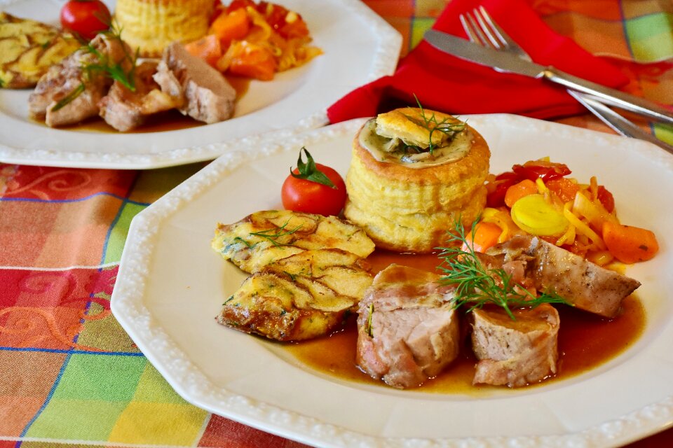 Vegetables garnish sauce cook