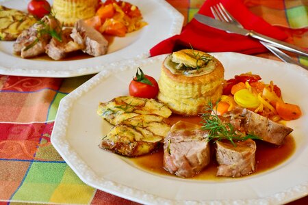 Vegetables garnish sauce cook