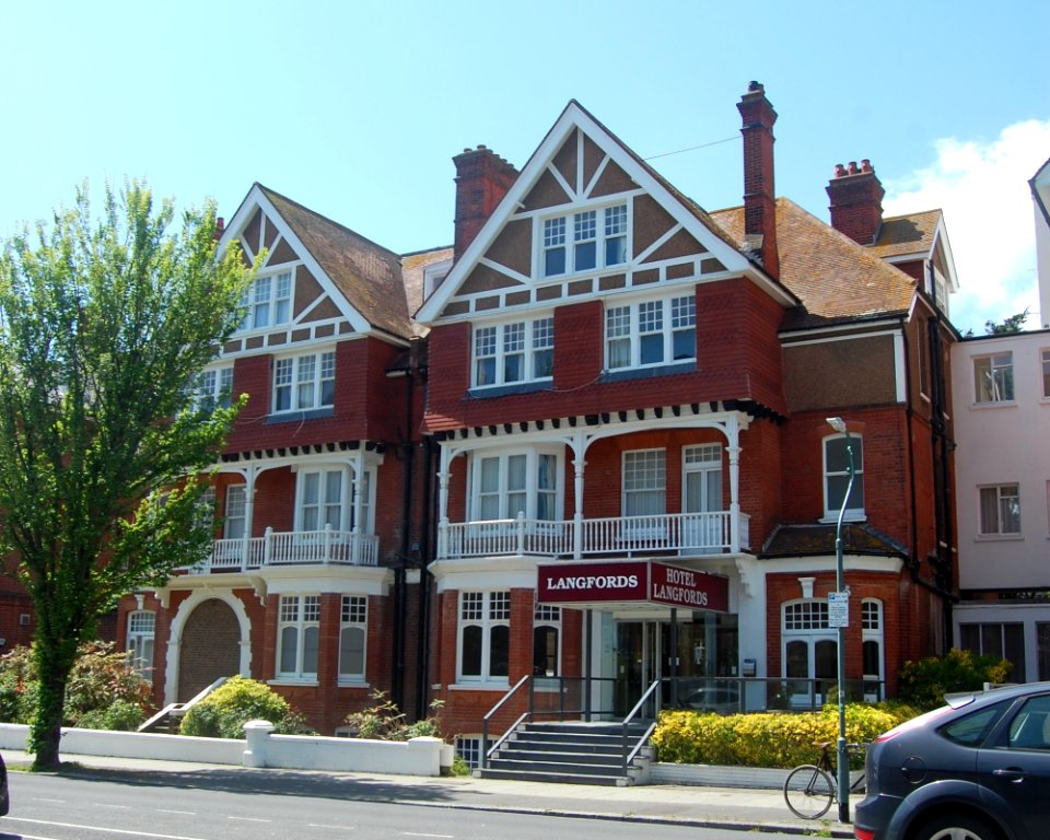 Langfords Hotel, Third Avenue, Hove (May 2020)