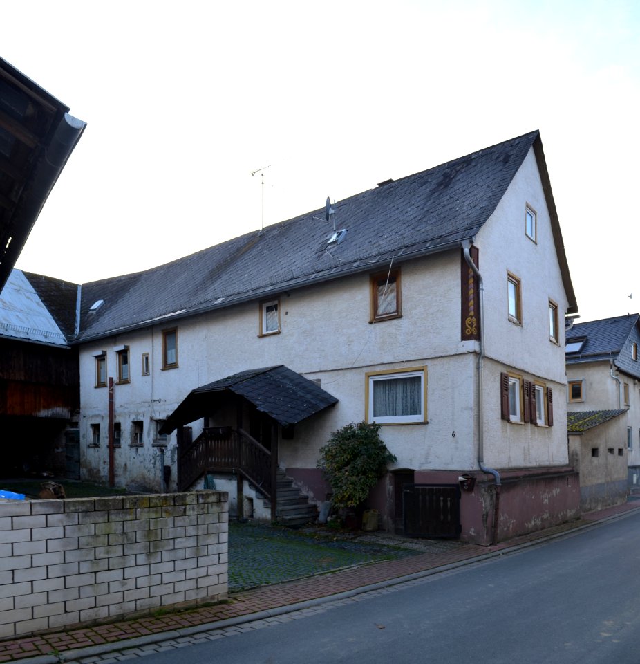 Langenbach, Wedegasse 6