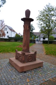Langendiebach, Alter Friedhof, Grab Ruffener (1)