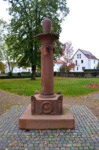 Langendiebach, Alter Friedhof, Grab Ruffener
