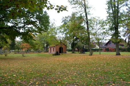 Langendiebach, Alter Friedhof