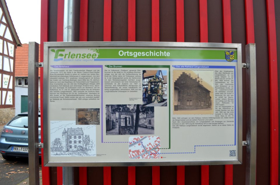 Langendiebach, Infotafel Brunnen, Rathaus