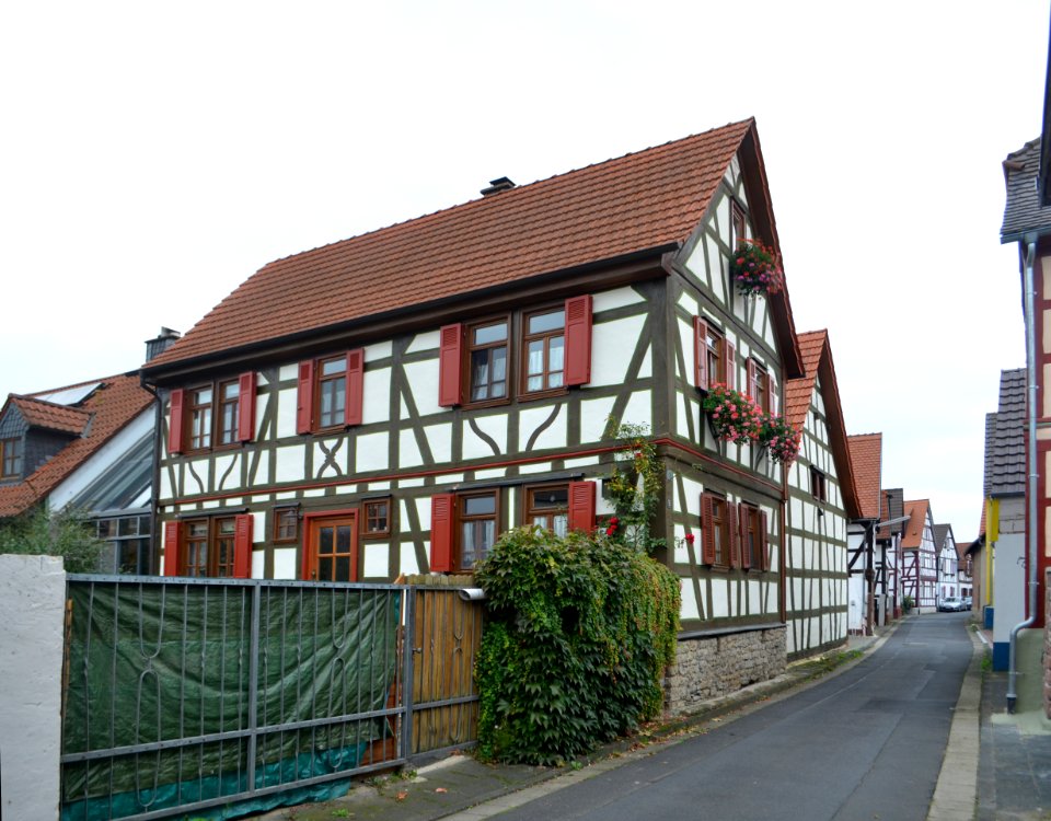 Langendiebach, Enge Gasse 13