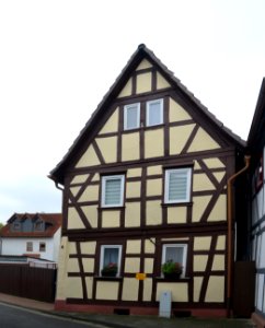 Langendiebach, Enge Gasse 6