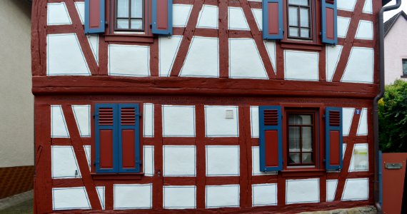 Langendiebach, Ringstraße 2, Detail