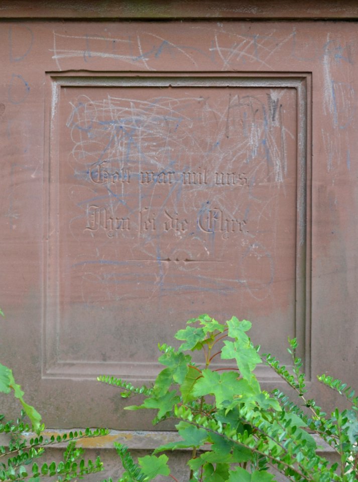 Langenhain, Gefallenendenkmal (6)