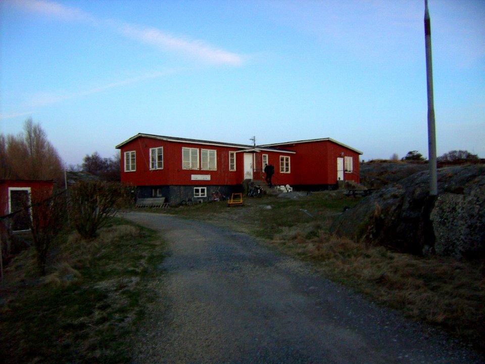 Landsort Bird Observatory at Öja, April 2009