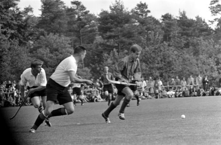 Landskampioenschappen Hockey heren te Apeldoorn, Amsterdam tegen Breda 2-1, spel, Bestanddeelnr 919-2061