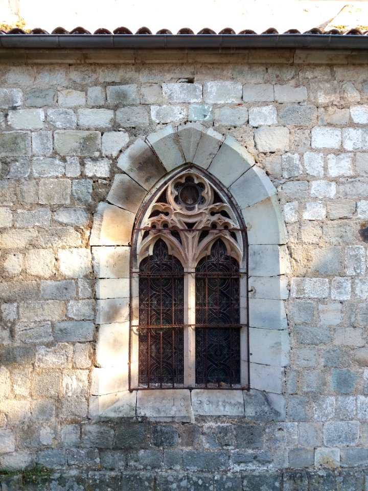 Largentière - Église Notre-Dame-des-Pommiers - Fenêtre