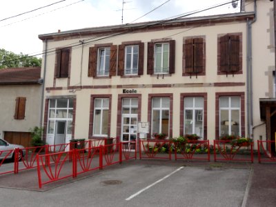 Laronxe (M-et-M) école