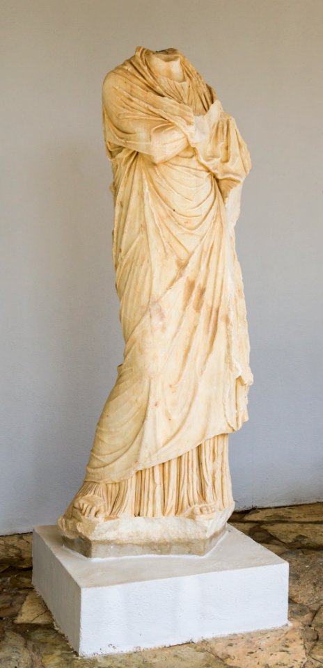Large herculanese type statue Gortys Crete