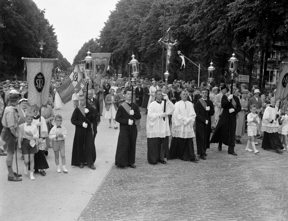 Laren (Noord-Holland) Jan de Doper-processie, Bestanddeelnr 908-7110