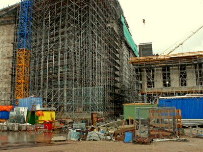 Large scaffoldings on the construction site of the new Library at Oosterdokseiland, Amsterdam-Centrum, 2006